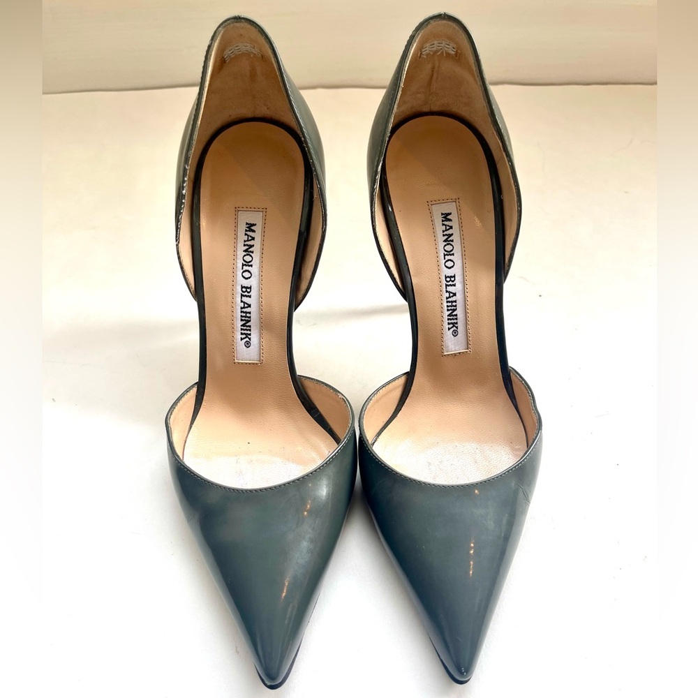 Manolo Blahnik Gray Italian leather pump size 35 1/2